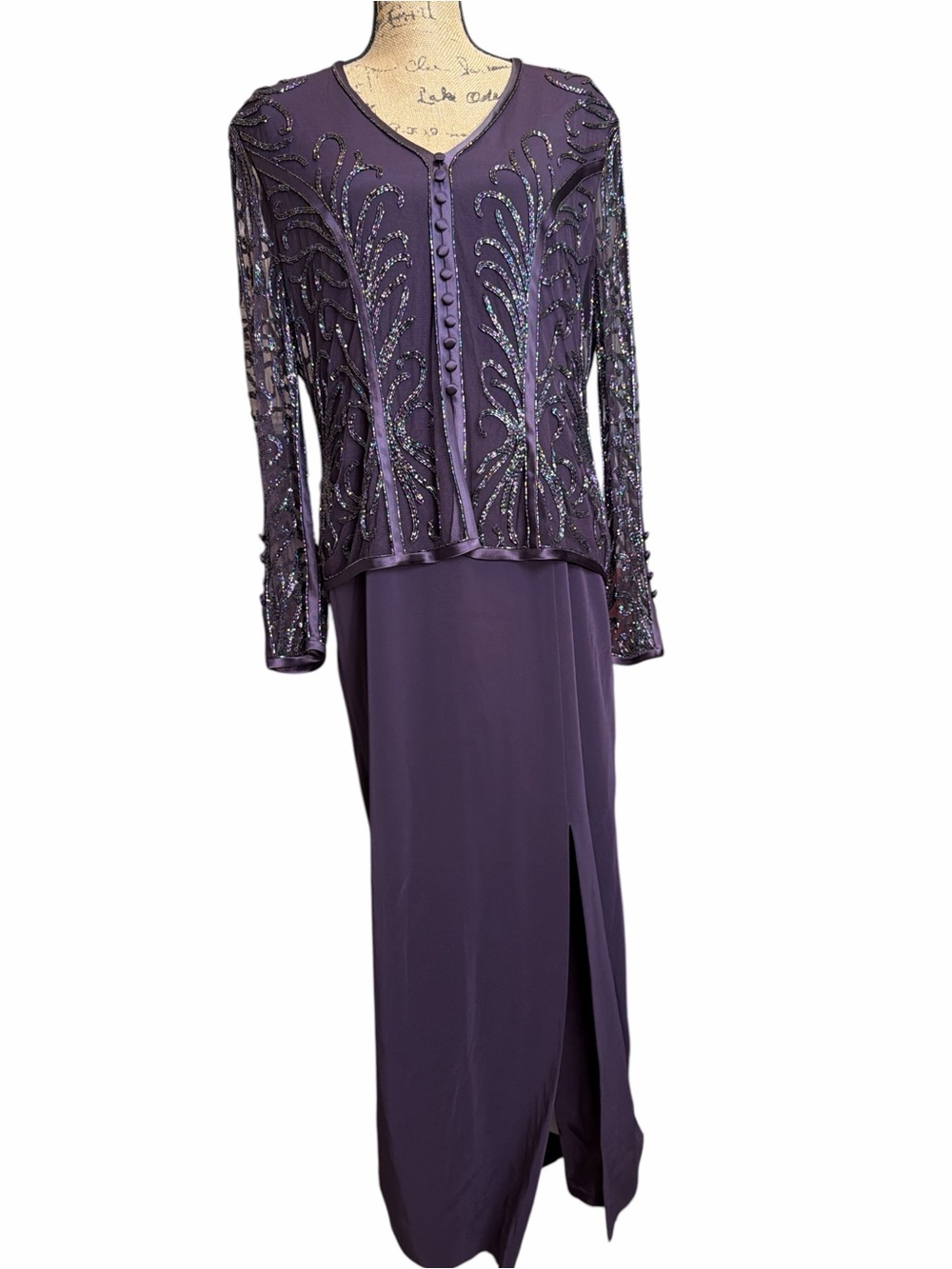 Jovani Beaded Long Sleeve Evening Dress in Deep Purple EC. Size 14
